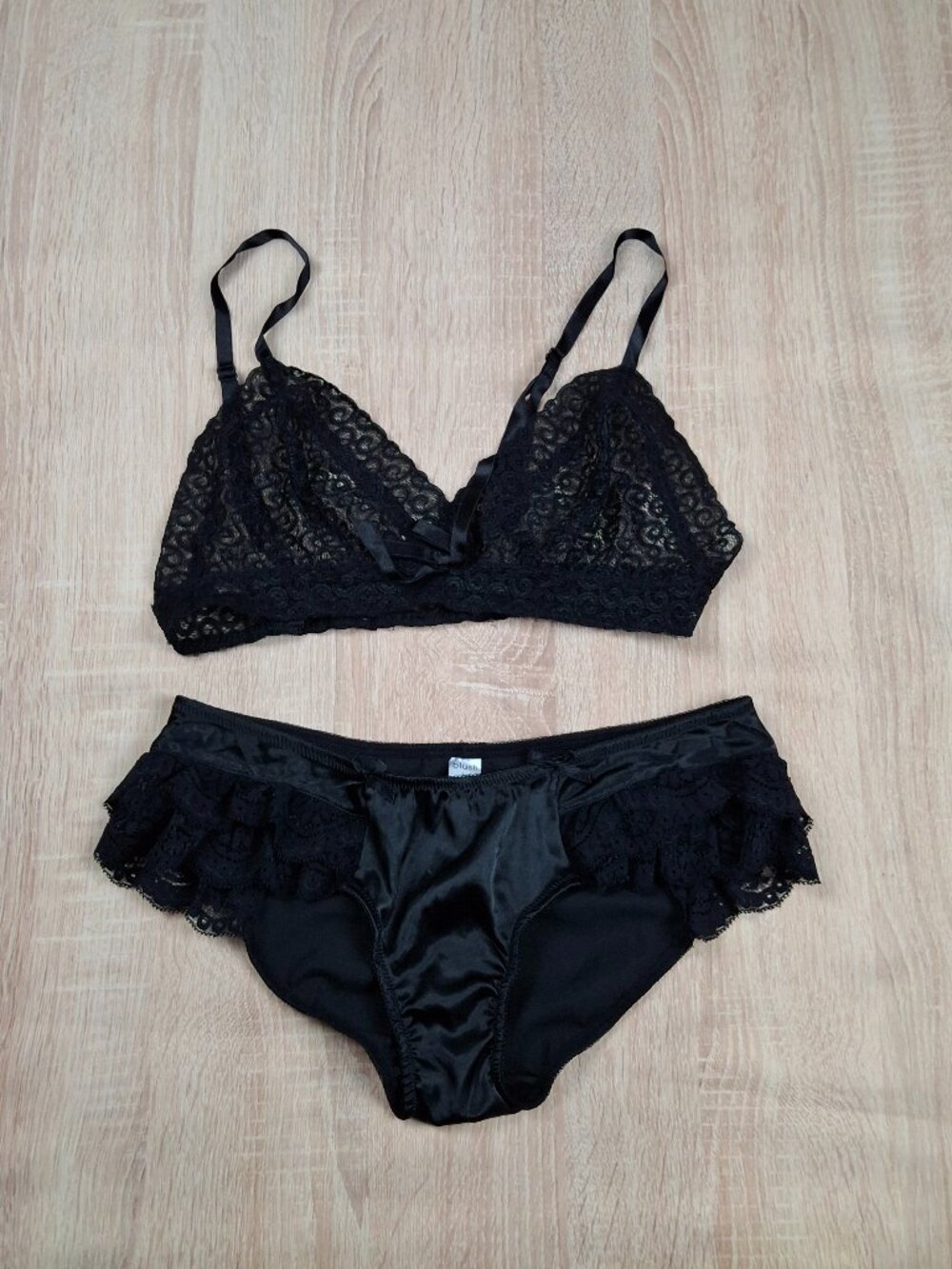 Blush Sz S Lingerie Set Black Lace Bralette Ruffle Satin Bottoms Two Piece Set
